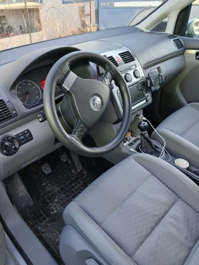 VW Touran 2.0-109кс, снимка 2