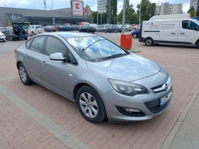 Обява за продажба на Opel Astra J 1.6 LPG от БГ ~12 300 лв. - изображение 7