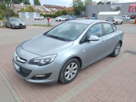 Обява за продажба на Opel Astra J 1.6 LPG от БГ ~12 300 лв. - изображение 1
