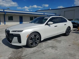 ������ BMW i7