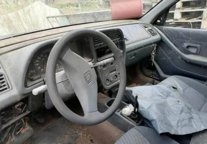 Peugeot 306 1.6, снимка 2 - Автомобили и джипове - 46695569