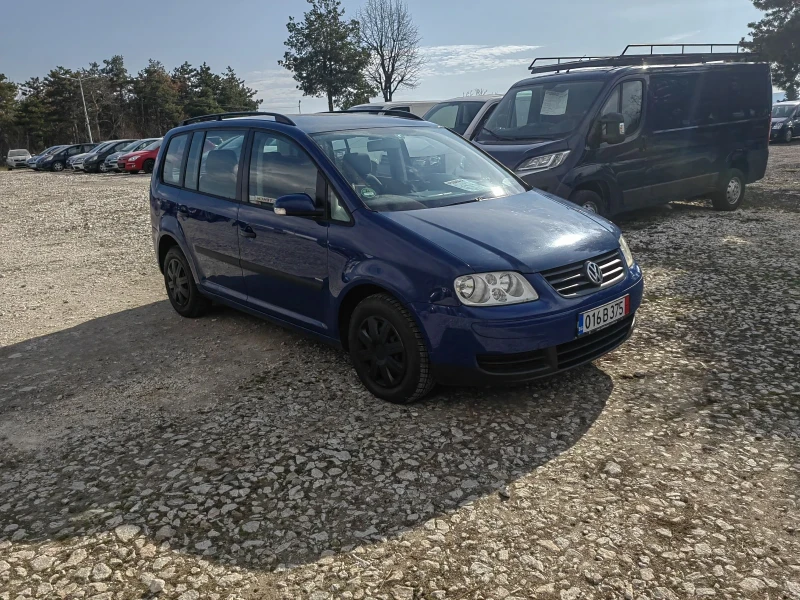 VW Touran 1.9tdi/БЕЗ РЪЖДИ, снимка 3 - Автомобили и джипове - 49178055