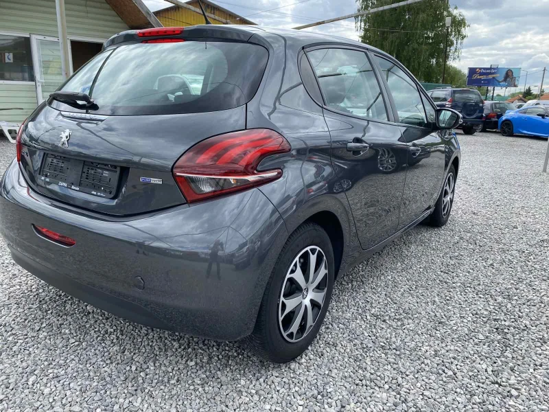 Peugeot 208 1.2PureTech/FACELIFT, снимка 5 - Автомобили и джипове - 50389894
