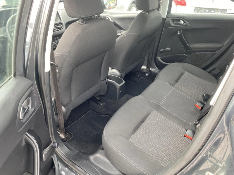 Peugeot 208 1.2PureTech/FACELIFT, снимка 9 - Автомобили и джипове - 50389894