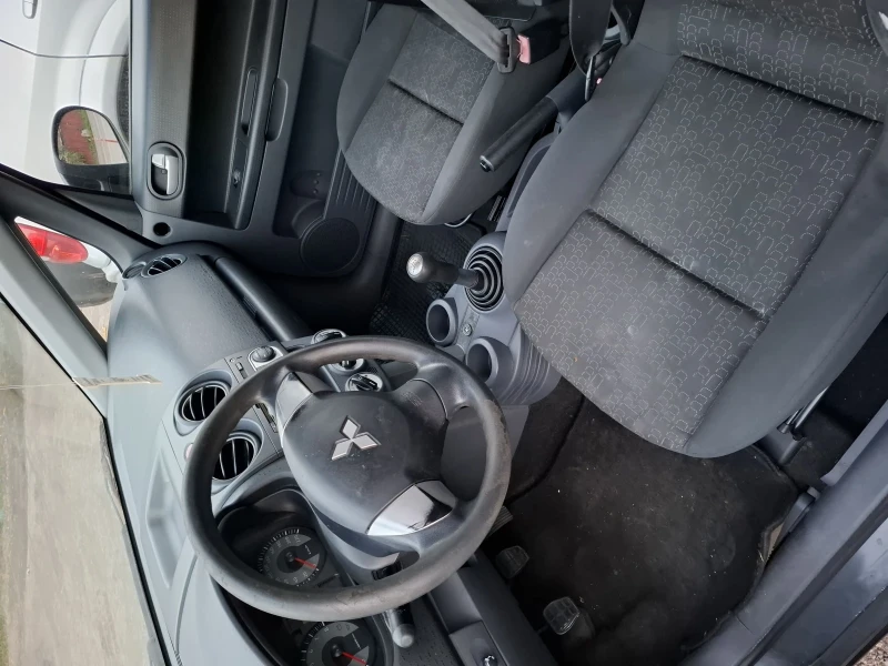 Mitsubishi Colt, снимка 4 - Автомобили и джипове - 52647836