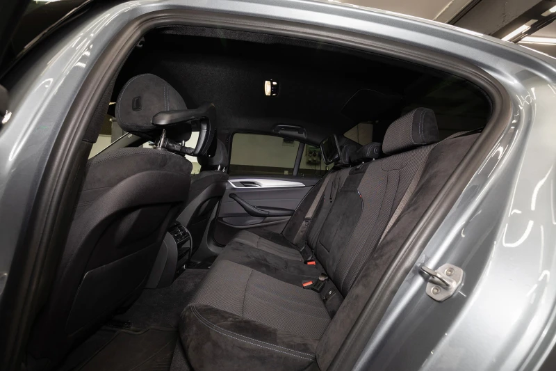 BMW 530 XDRIVE M-ПАКЕТ, снимка 11 - Автомобили и джипове - 52116294