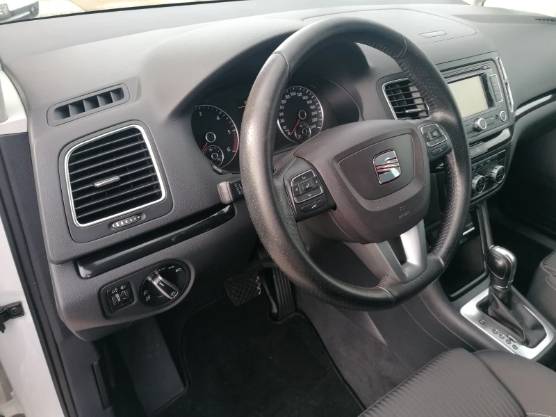 Seat Alhambra 2.0 TDI AUTOMAT KAMERA, снимка 14 - Автомобили и джипове - 52982513
