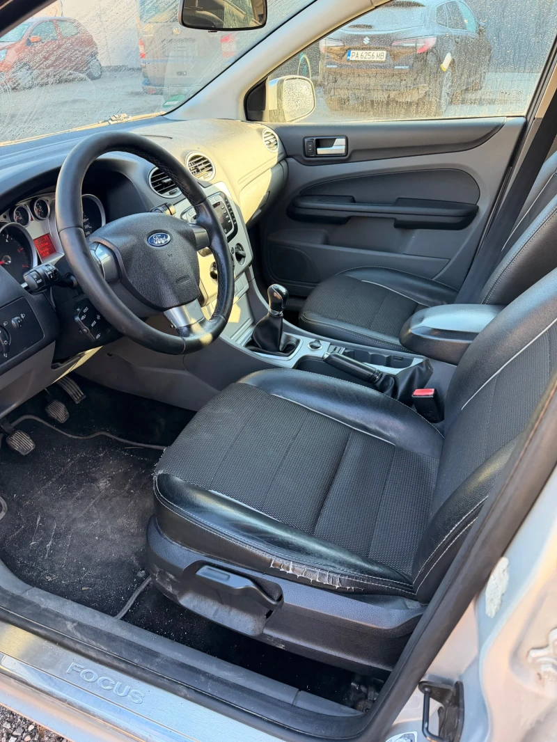 Ford Focus 1.6 109 коня, снимка 6 - Автомобили и джипове - 52844758