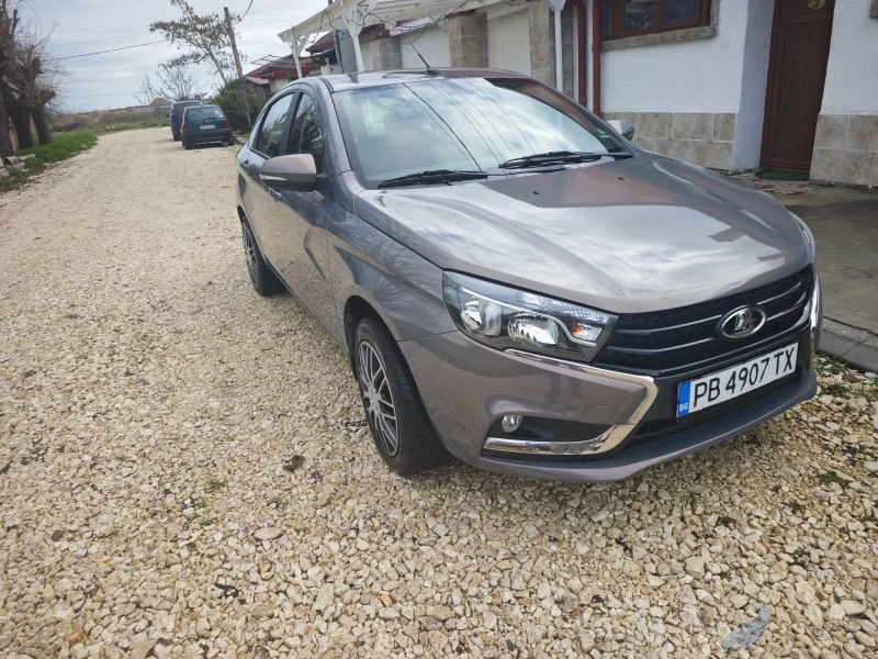 Lada Vesta Премиум, снимка 15 - Автомобили и джипове - 52904008