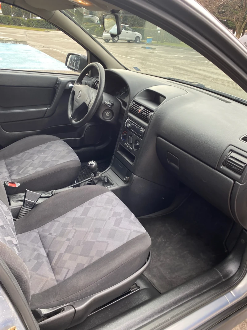 Opel Astra, снимка 9 - Автомобили и джипове - 53384958
