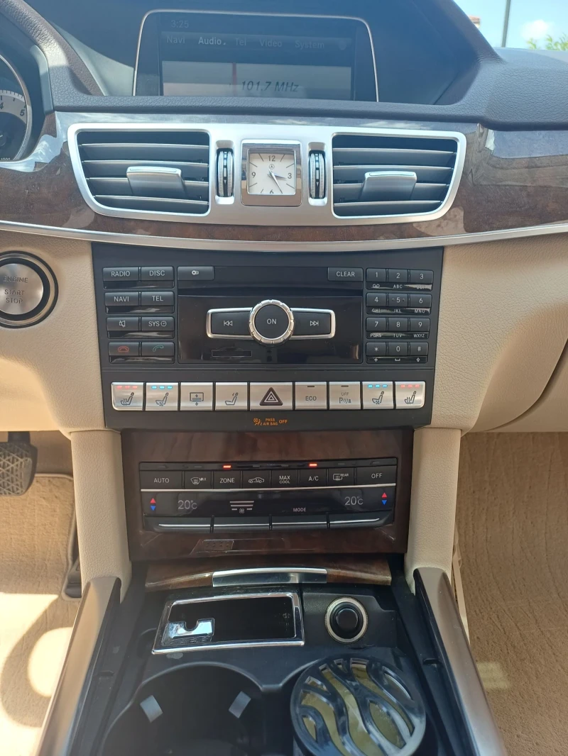 Mercedes-Benz E 500, снимка 13 - Автомобили и джипове - 53527660