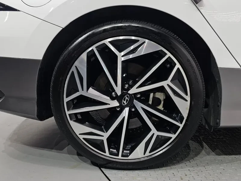 Hyundai Ioniq 6 Long Range Exclusive, снимка 5 - Автомобили и джипове - 55925059