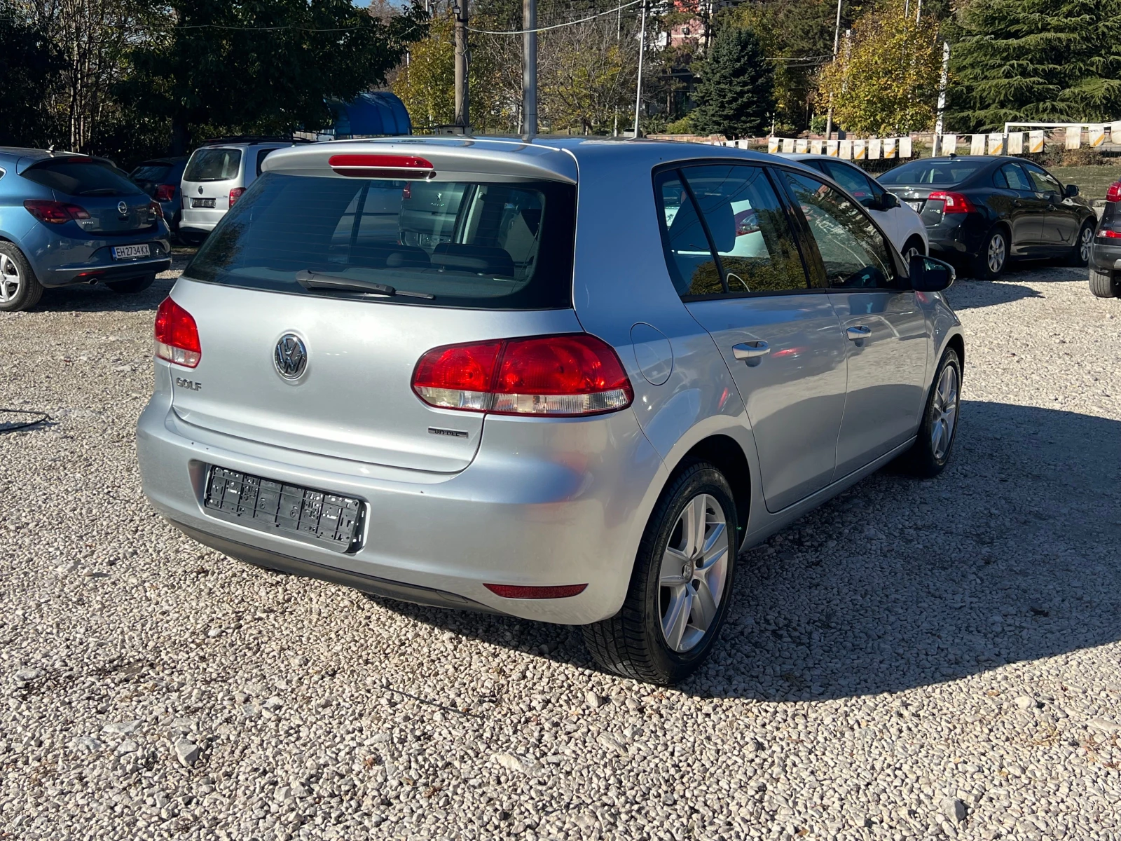 VW Golf 1.6 ФАБРИЧНА ГАЗ - изображение 5