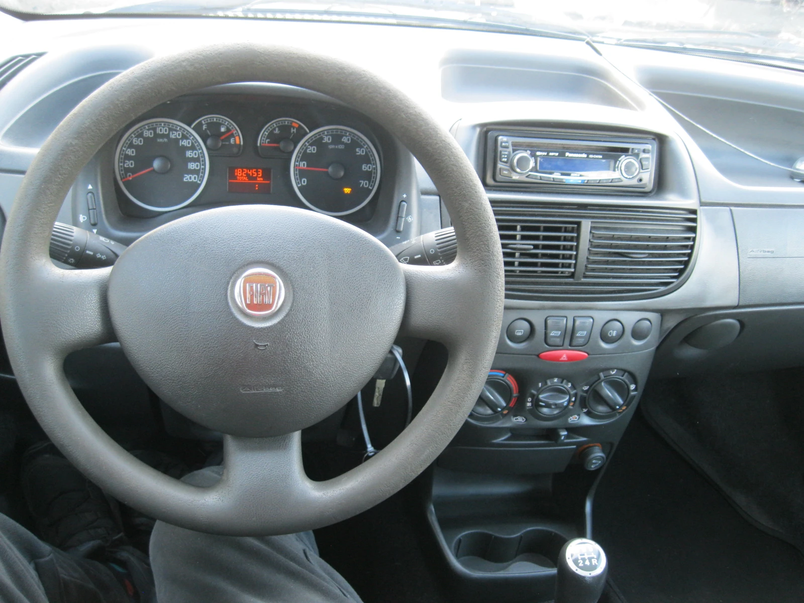 Fiat Punto 1.3 multijet | Mobile.bg — изображение 11