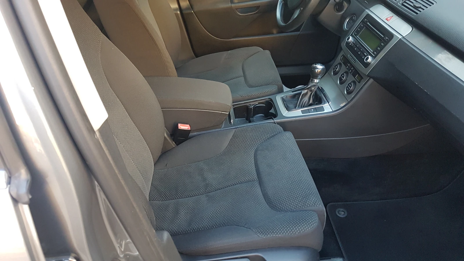VW Passat 2.0FSI | Mobile.bg — изображение 12