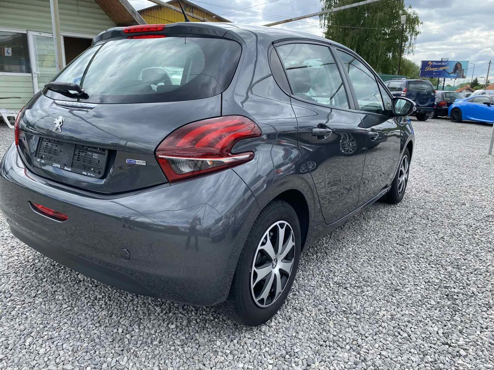 Peugeot 208 1.2PureTech/FACELIFT - изображение 5