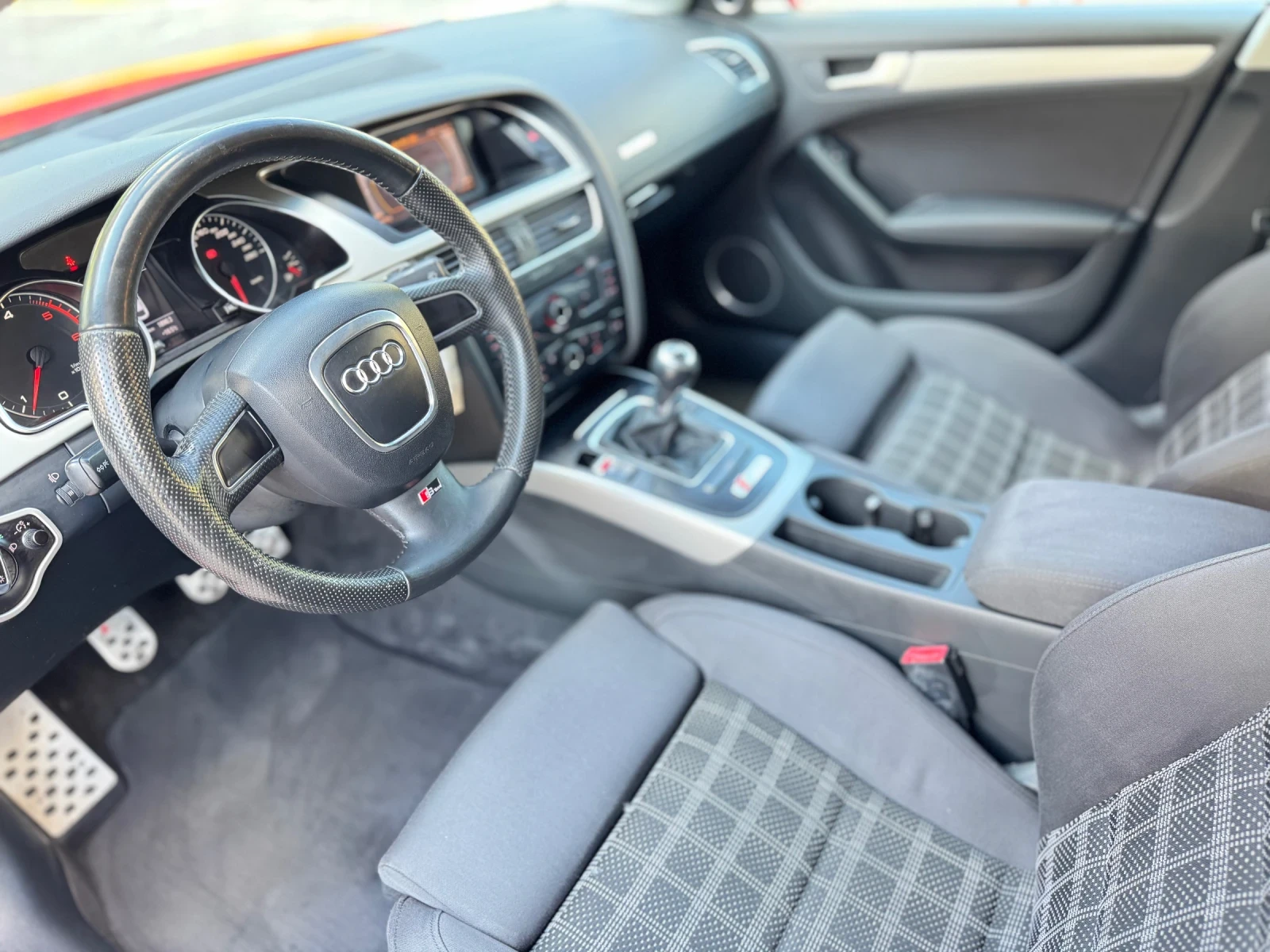 Audi A5 2.0TDI S line* Navi* Bang Olufsen - изображение 10