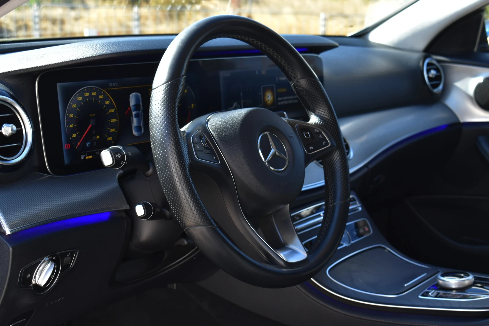 Mercedes-Benz E 220 DIGITAL* 9G* CAMERA* FULL-LED - изображение 8