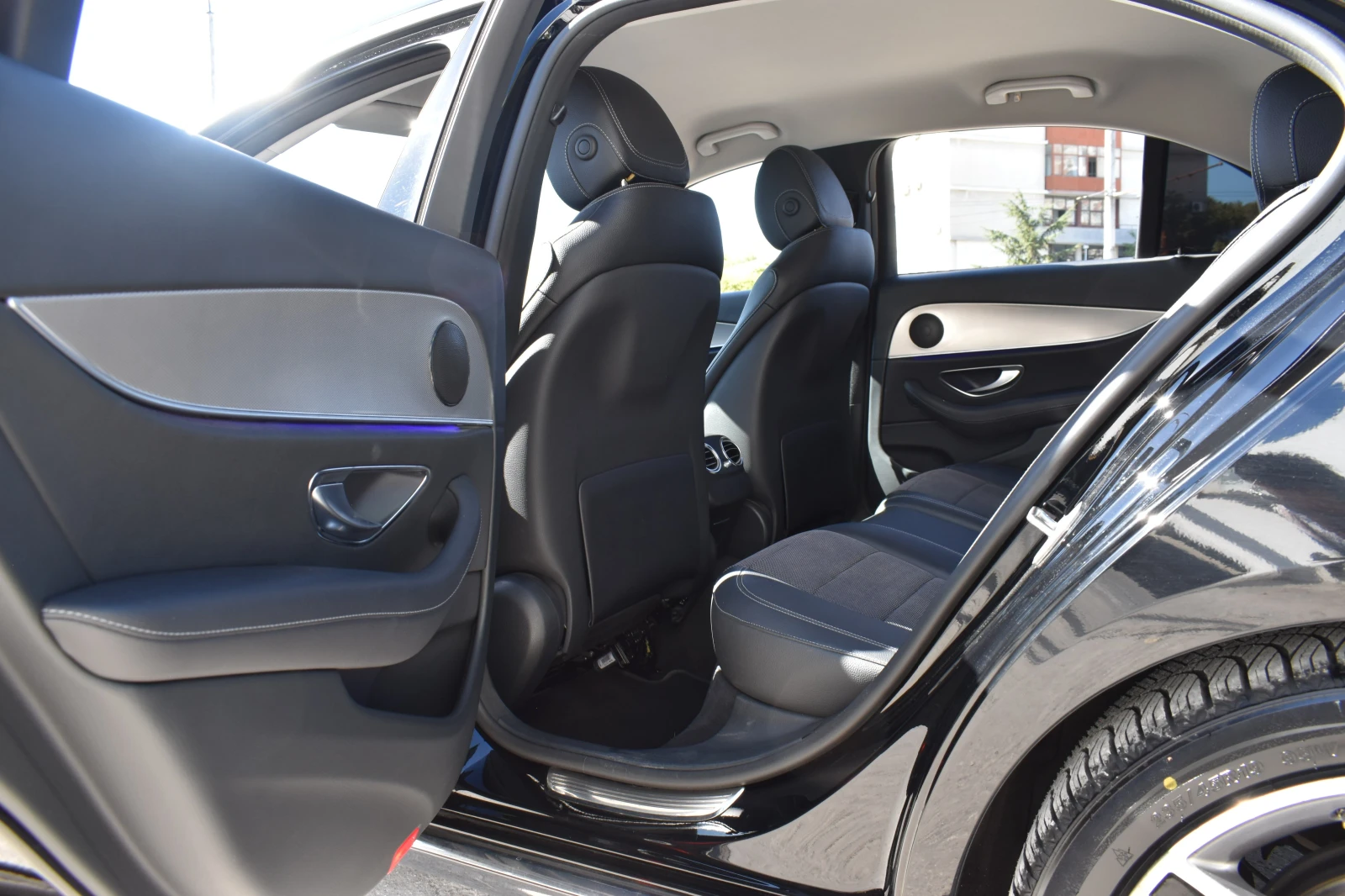 Mercedes-Benz E 220 DIGITAL* 9G* CAMERA* FULL-LED - изображение 10