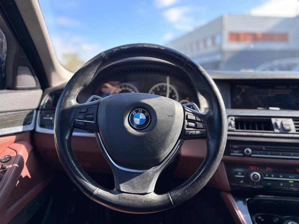 BMW 535 xDrive* HeadUp* АвтоКредит* (ЦЕНА ДО БГ) - изображение 8