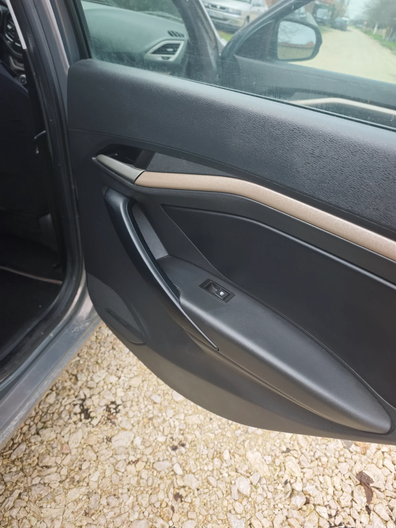 Lada Vesta ������� | Mobile.bg � ����������� 13