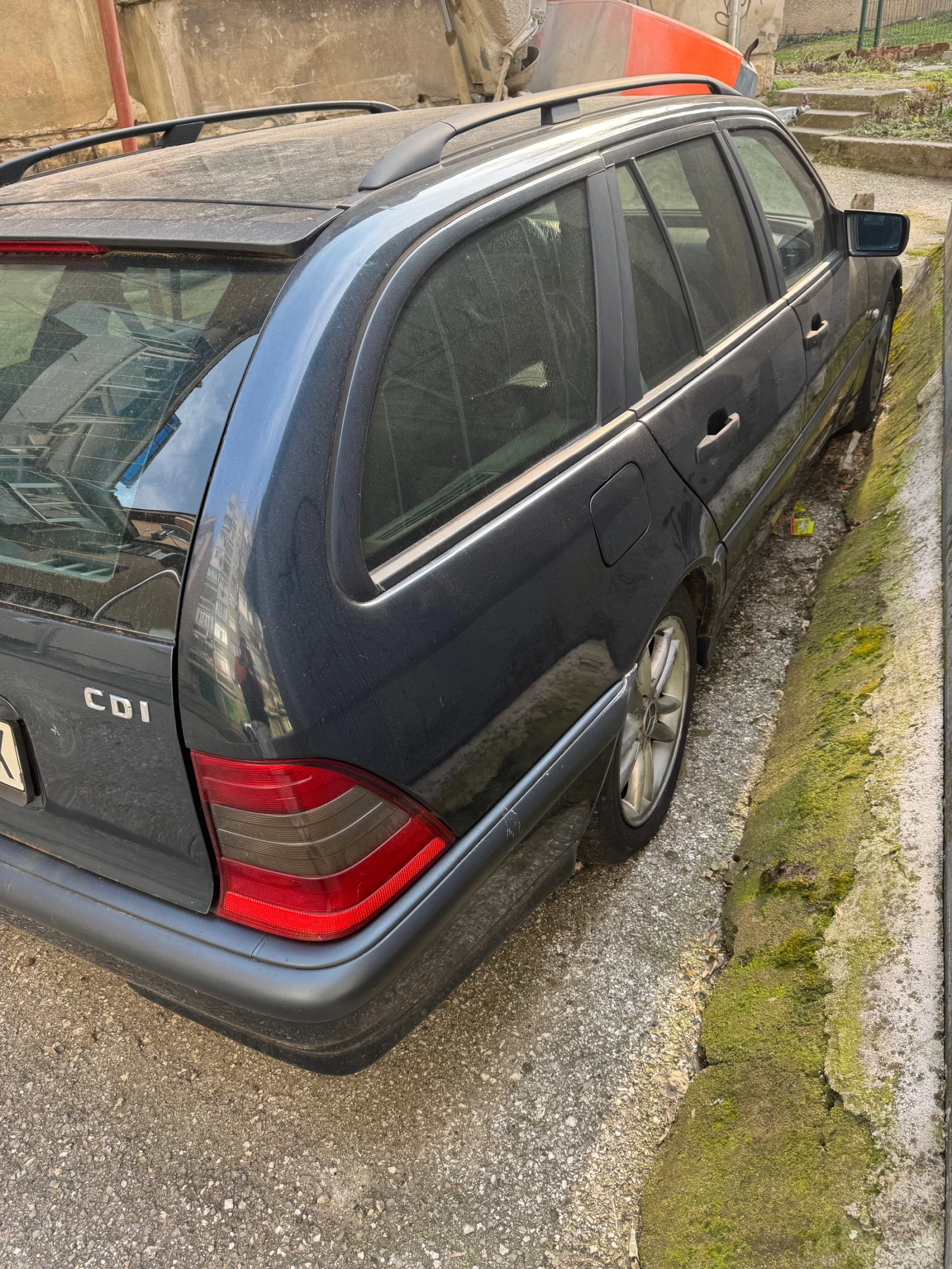Mercedes-Benz C 220 Cdi, снимка 4 - Автомобили и джипове - 53799100