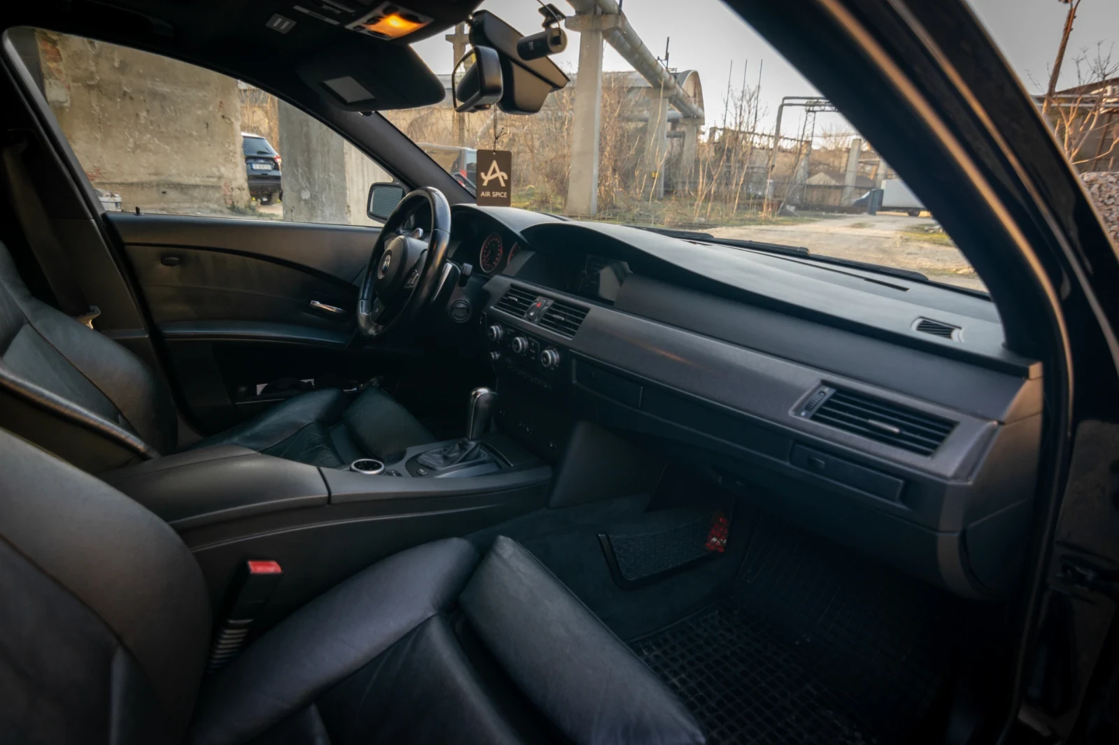 BMW 530 530 XD, снимка 10 - Автомобили и джипове - 53891688