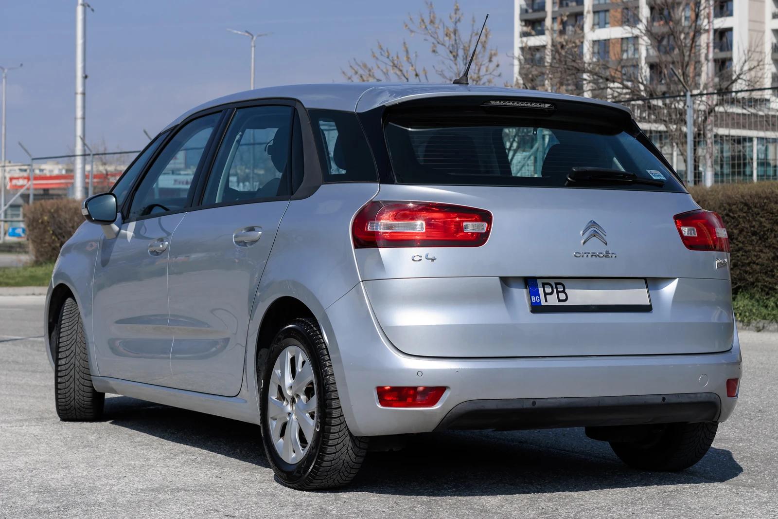 Citroen C4 Picasso 1.6 HDI Автоматик, снимка 2 - Автомобили и джипове - 53904531