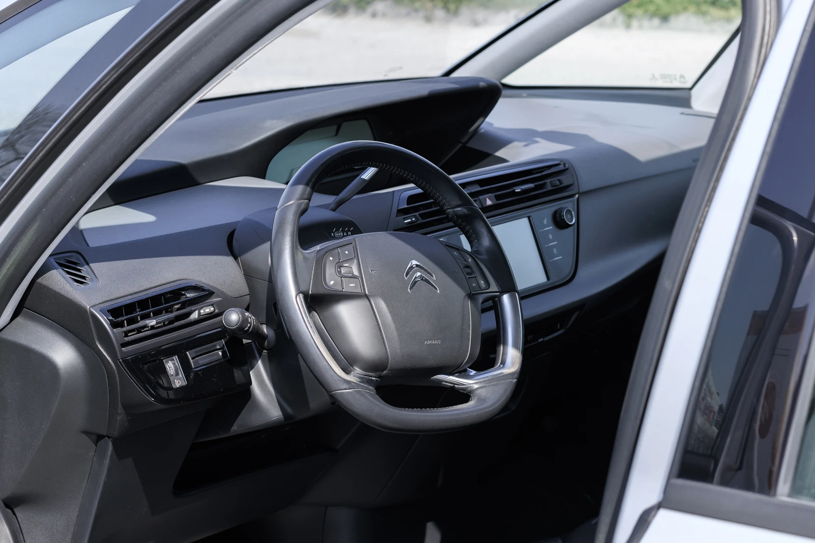 Citroen C4 Picasso 1.6 HDI Автоматик, снимка 5 - Автомобили и джипове - 53904531