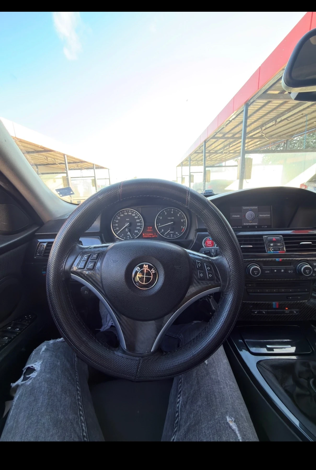 BMW 320, снимка 10 - Автомобили и джипове - 54443277