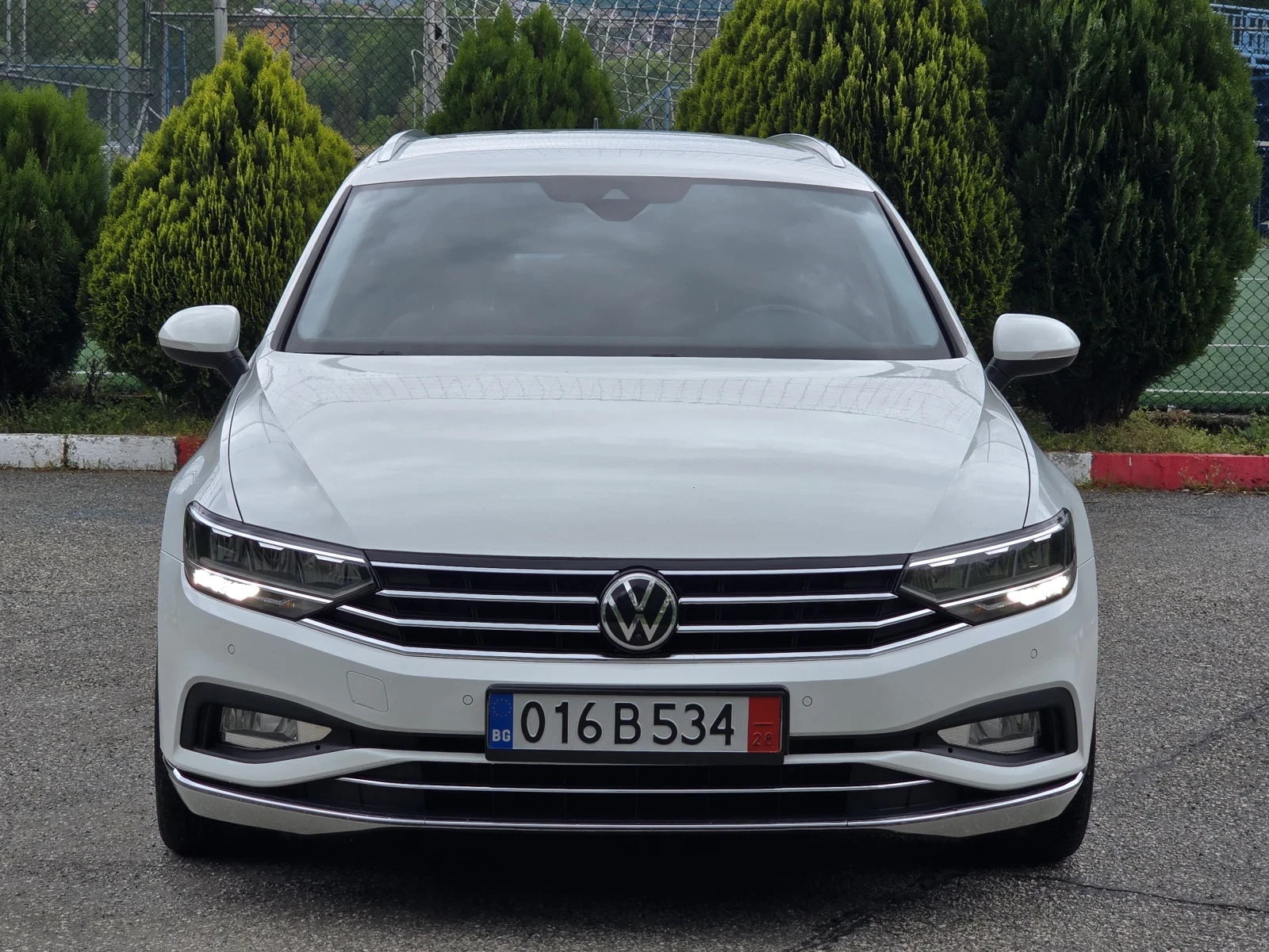 VW Passat Топ състояние продажба на лизинг 100% одобрение, снимка 3 - Автомобили и джипове - 54485204
