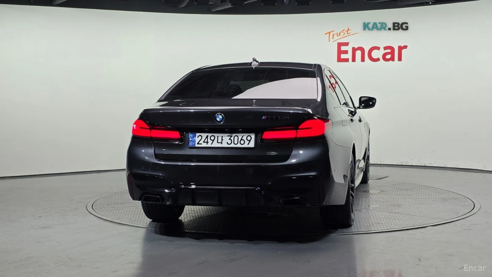BMW 520 HEAD-UP/KEYLESS/KAMEPA/LANE DEPARTURE, снимка 4 - Автомобили и джипове - 54728322