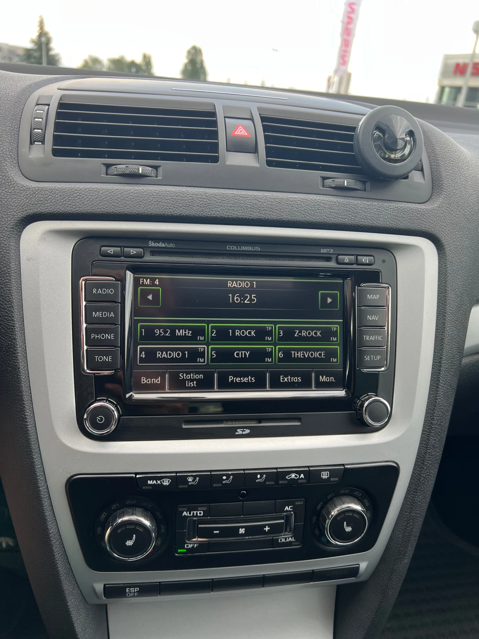 Skoda Octavia Scout, снимка 3 - Автомобили и джипове - 54795110