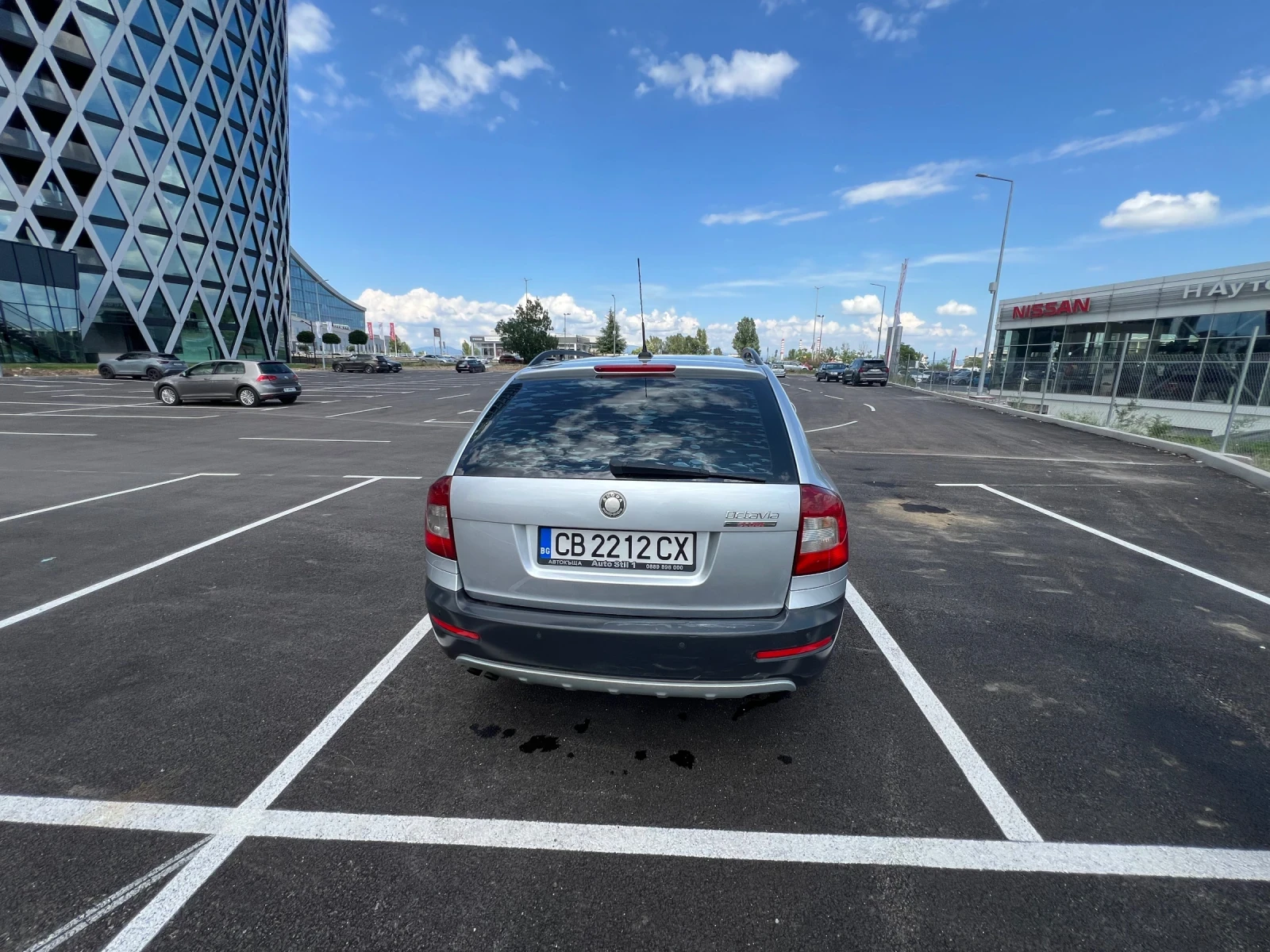 Skoda Octavia Scout, снимка 5 - Автомобили и джипове - 54795110