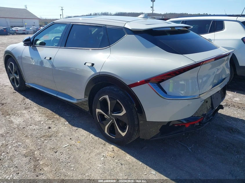 Kia EV6 2022 KIA EV6 GT-LINE, снимка 9 - Автомобили и джипове - 54863254