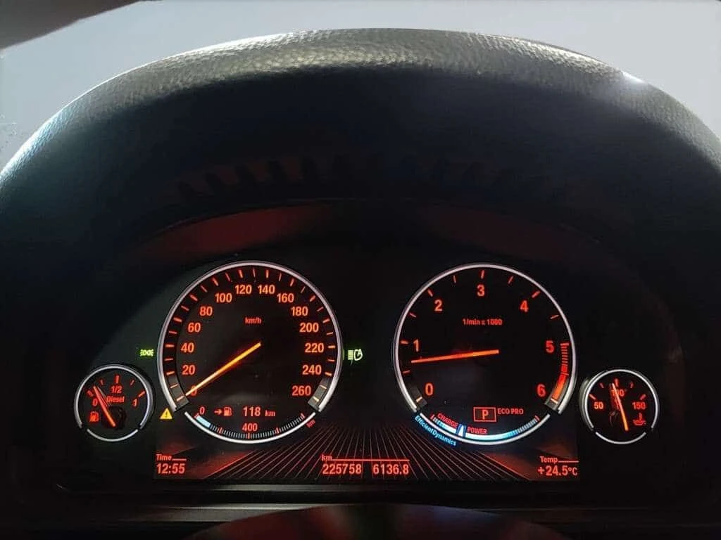 BMW 535 * AWD | Clean Carfax | Heated Seats | Sunroof | Ba, снимка 10 - Автомобили и джипове - 54874188