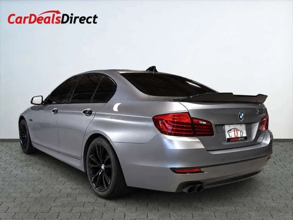 BMW 535 * AWD | Clean Carfax | Heated Seats | Sunroof | Ba, снимка 4 - Автомобили и джипове - 54874188