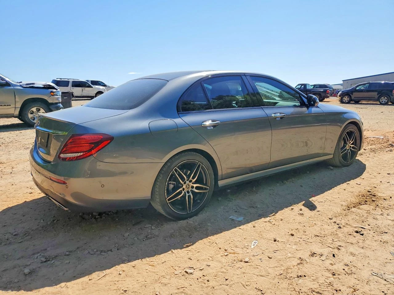Mercedes-Benz E 350 4MATIC !!������!! #����� ����������# !�������� | Mobile.bg � ����������� 3