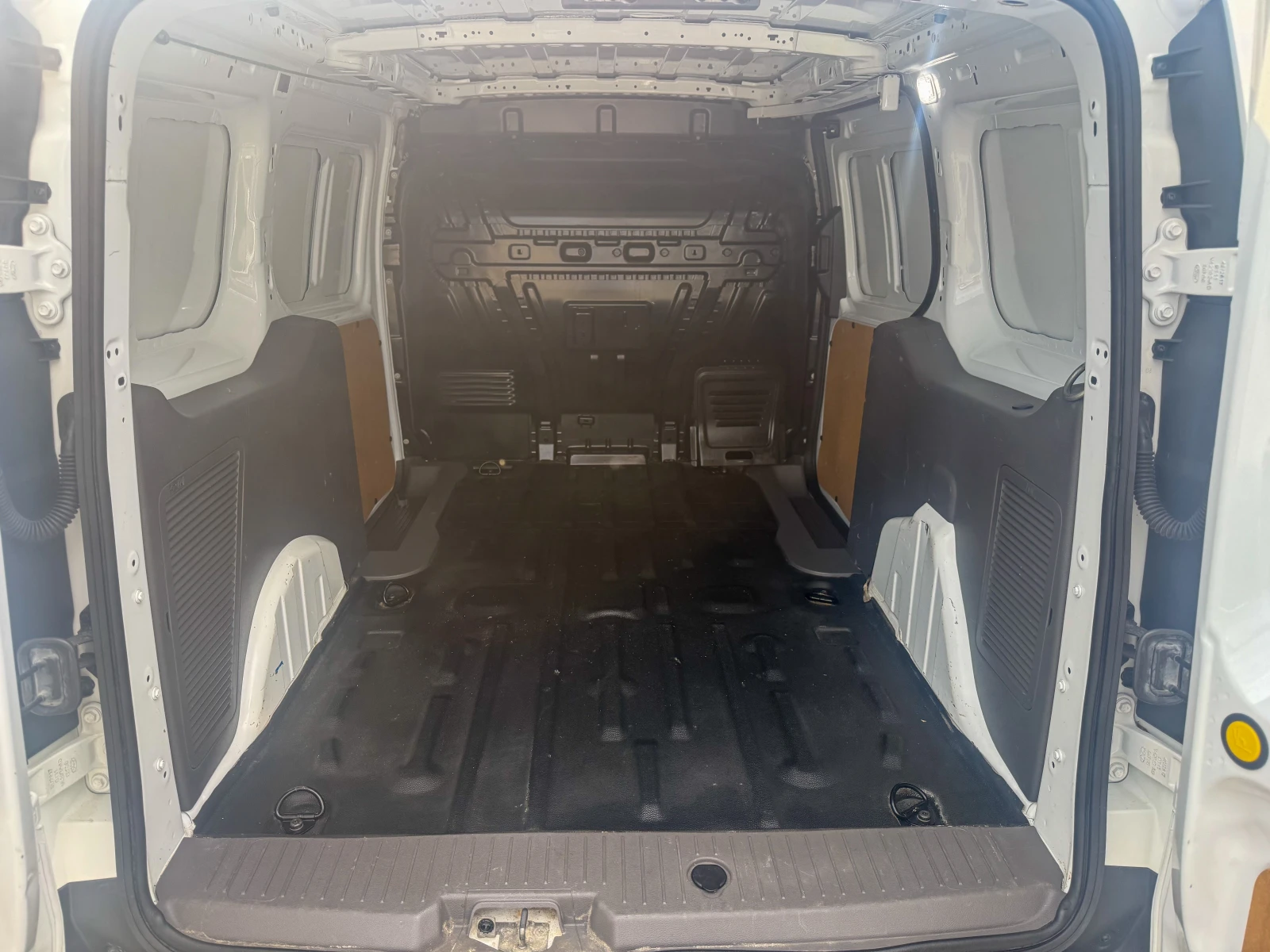 Ford Connect 1.5tdci 120 ks Long Собствен лизинг !!, снимка 10 - Автомобили и джипове - 55003941