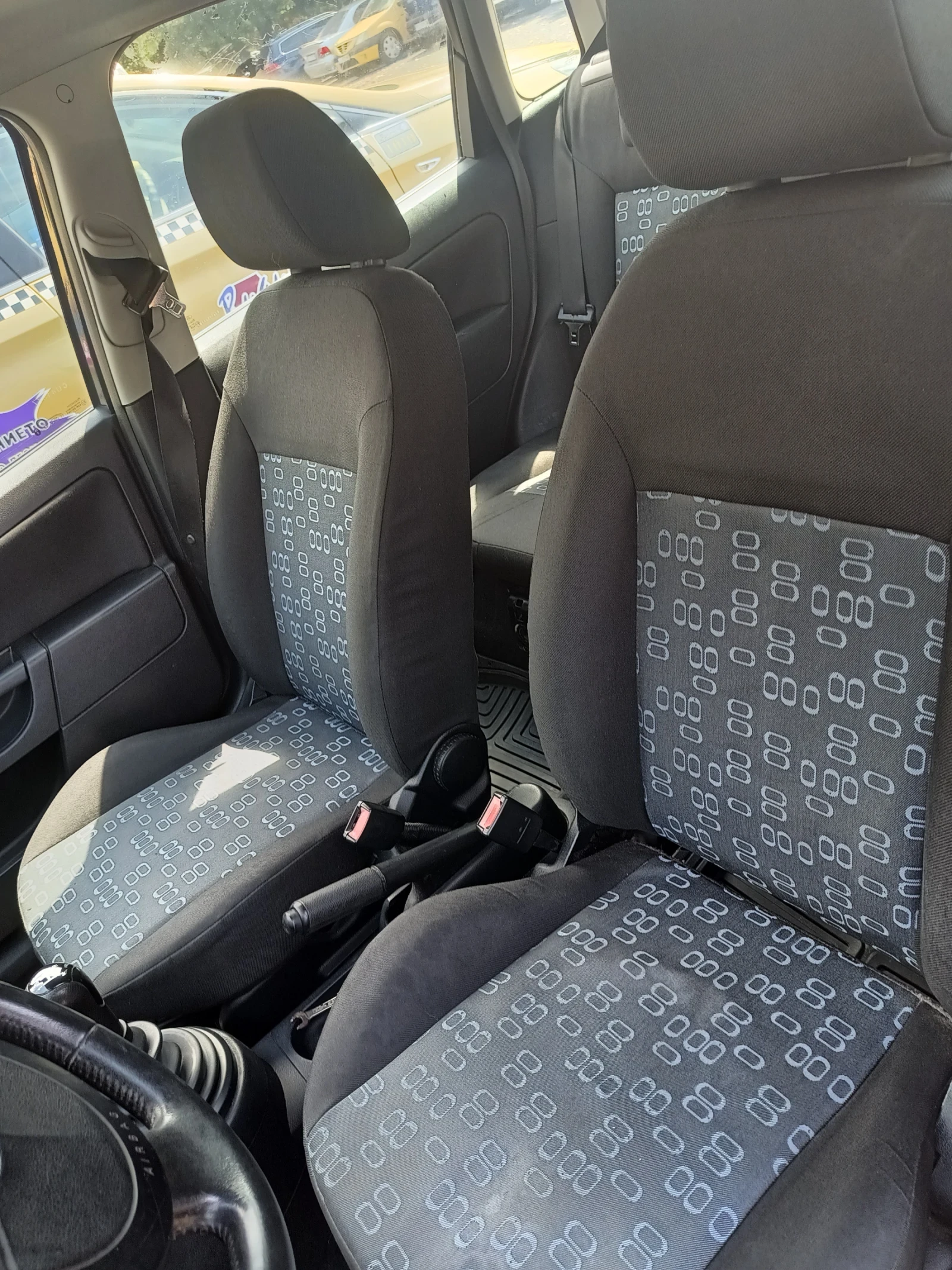 Ford Fiesta, снимка 12 - Автомобили и джипове - 55893906