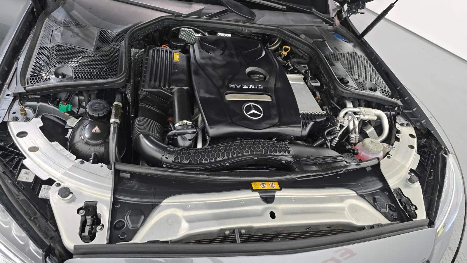 Mercedes-Benz E 350 Plug-in Hybrid , снимка 12 - Автомобили и джипове - 56114114