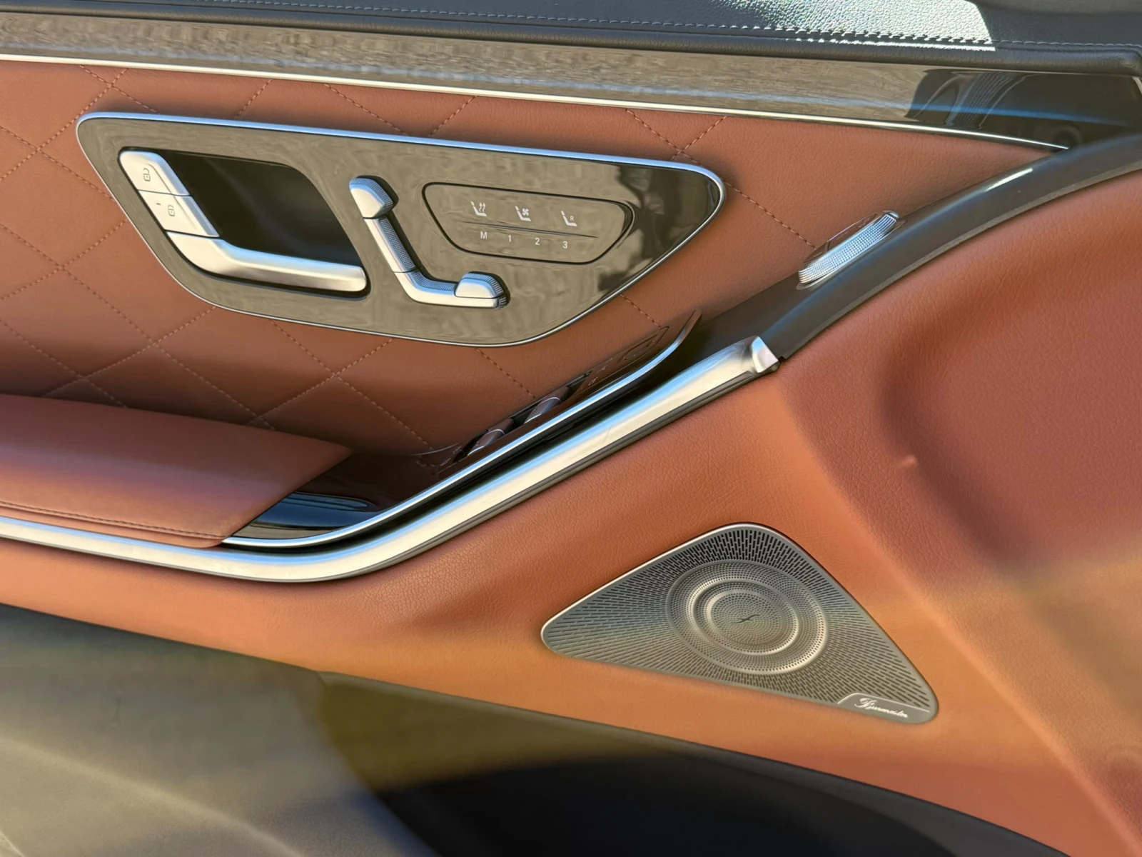 Mercedes-Benz S 350 d 4-MATIC 9G FULL MAX EXTRI, снимка 8 - Автомобили и джипове - 56266488