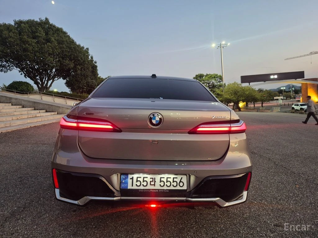 BMW 740 XDRIVE* M* SPORT* BOWER* WILKINS* ���������* ����� | Mobile.bg � ����������� 8