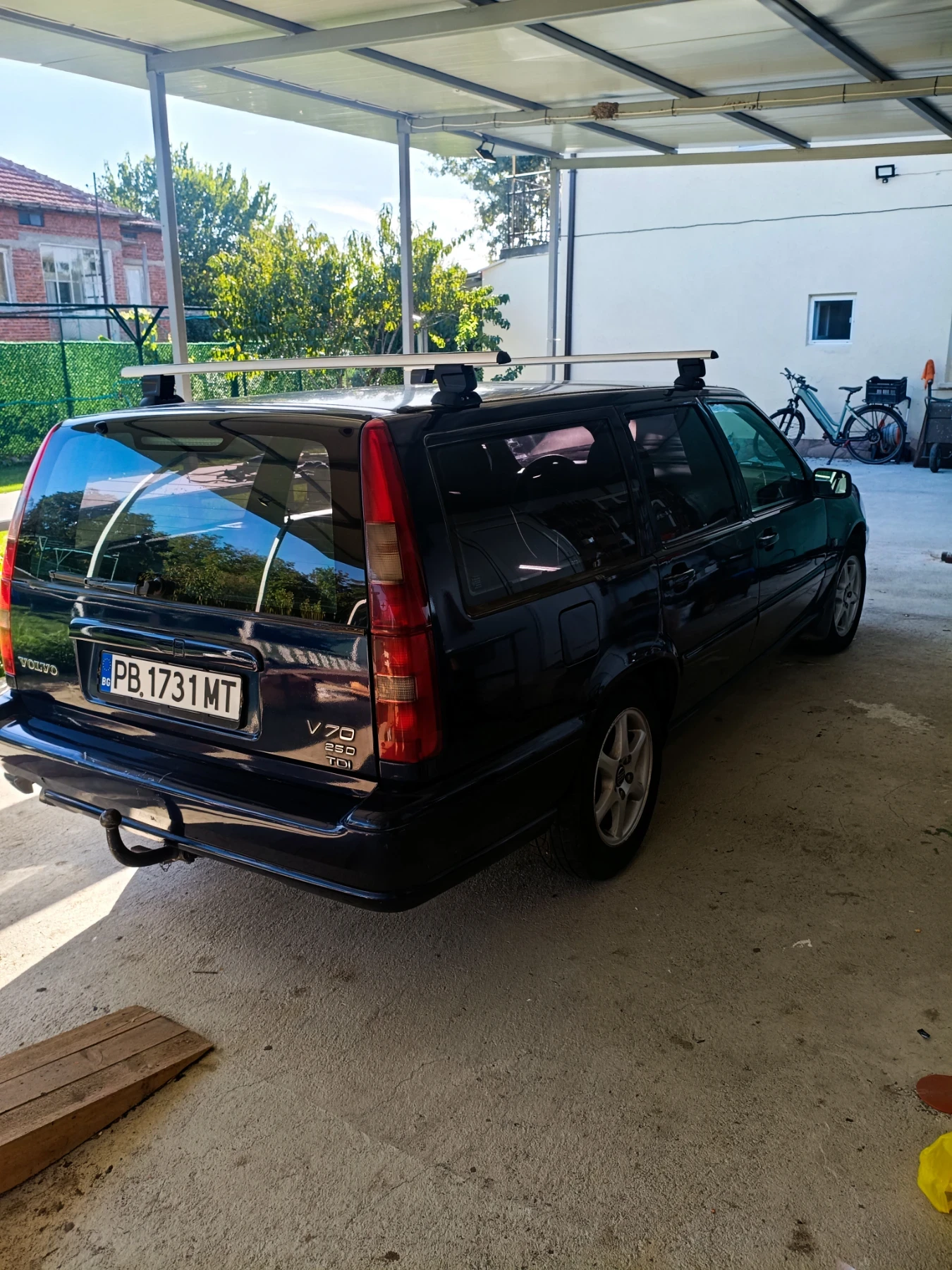 Volvo V70 2.5TDI, снимка 13 - Автомобили и джипове - 56370219