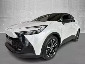     Toyota C-HR 2.0 Hybrid Black and White 