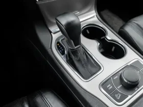 Jeep Grand cherokee LIMITED* 4x4* Distr* ПОДГРЕВИ* ОБДУХВАНЕ* PANO | Auto.bg — изображение 10