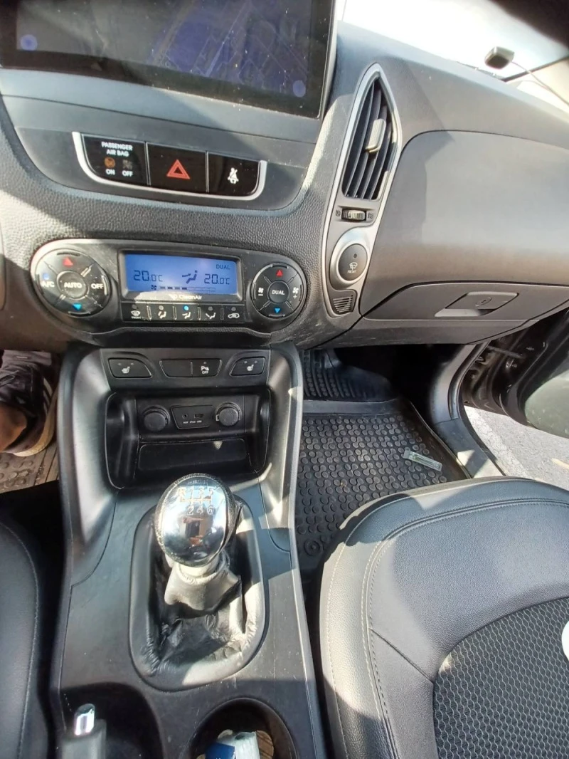 Hyundai IX35, снимка 7 - Автомобили и джипове - 47227320