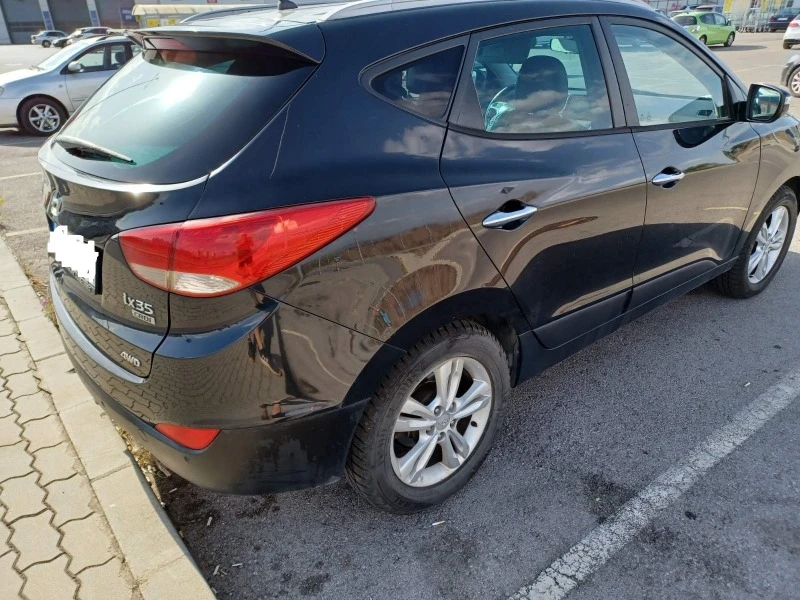 Hyundai IX35, снимка 8 - Автомобили и джипове - 47227320