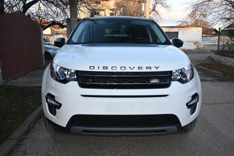 Land Rover Discovery Sport КАТО НОВ, снимка 1 - Автомобили и джипове - 48936336