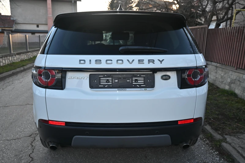 Land Rover Discovery Sport КАТО НОВ, снимка 5 - Автомобили и джипове - 48936336